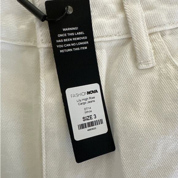 Fashion Nova - Lily High Rise Cargo Jeans in White - Picture 3 of 4
